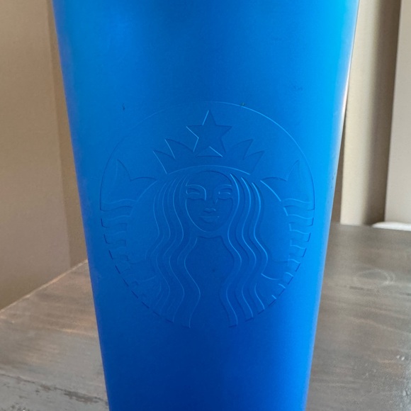 Starbucks Matte Blue Bell Soft Touch Cold Cup 24oz Venti Tumbler. - Picture 3 of 3